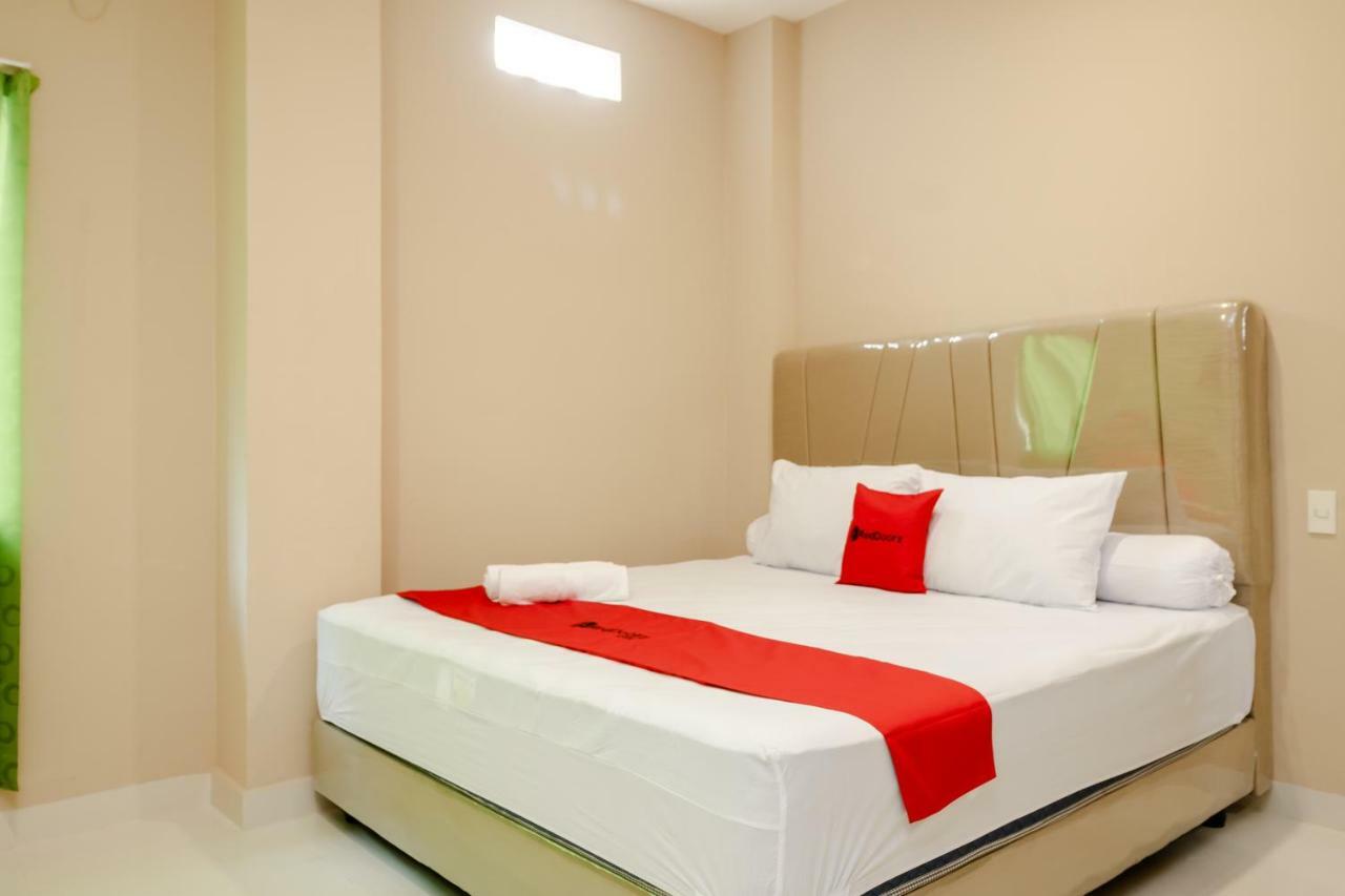 เรดดอร์ซ เชาเรียะฮ์ แอท ปังลิมา โปเลม อาเจะฮ์ Hotel บันดาอาเจะห์ ภายนอก รูปภาพ
