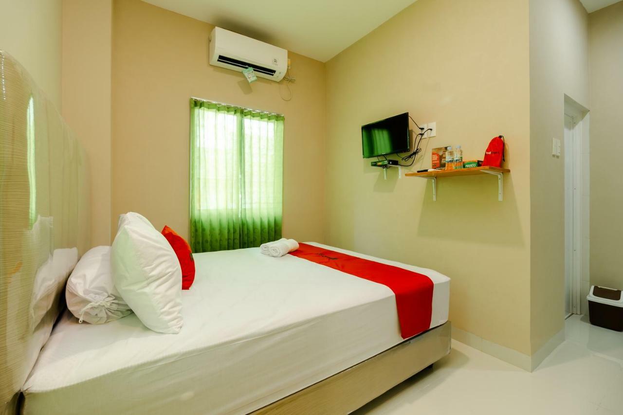 เรดดอร์ซ เชาเรียะฮ์ แอท ปังลิมา โปเลม อาเจะฮ์ Hotel บันดาอาเจะห์ ภายนอก รูปภาพ